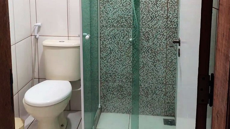 Piscina e Churrasq. p/ Família – Praia Forte