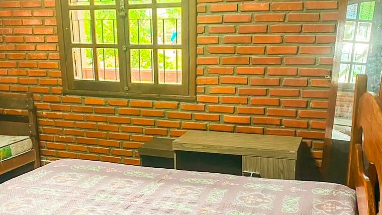 Refúgio Perfeito na Natureza para Até 20 Pessoas!
