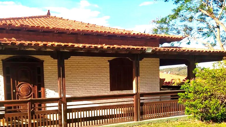 Refúgio Perfeito na Natureza para Até 20 Pessoas!