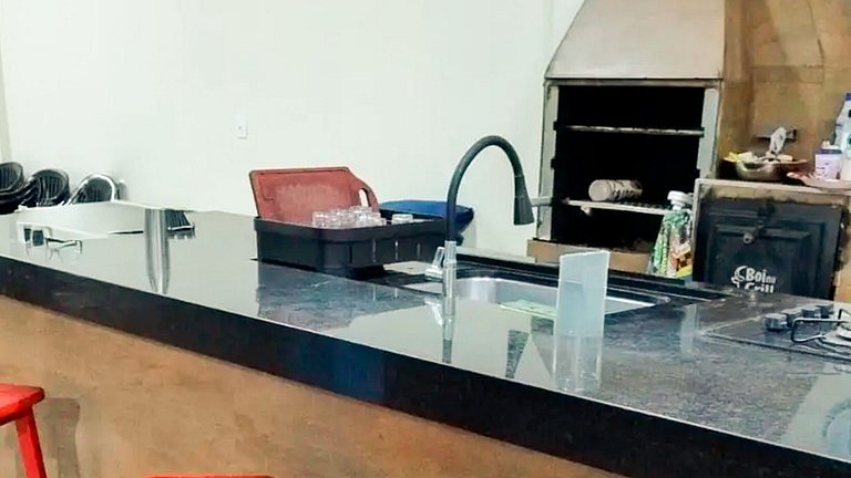 Aconchego e Lazer com piscina em Jaboticabal!