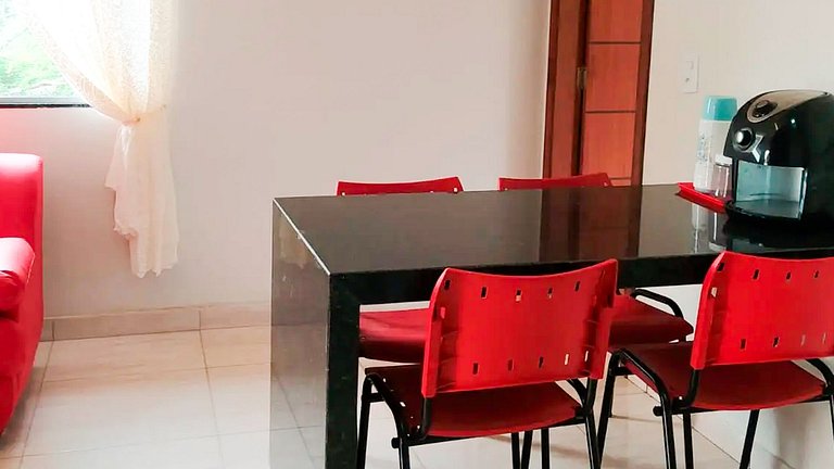 Chalé Confortável e Completo com piscina