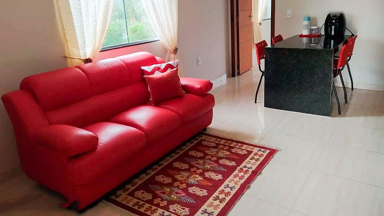 Chalé Confortável e Completo com piscina