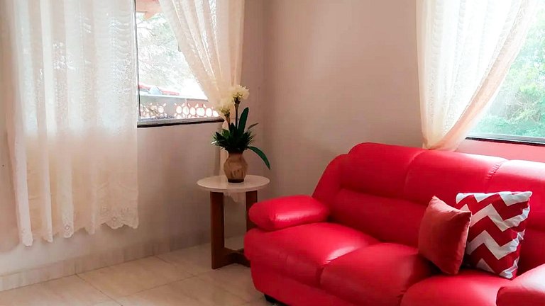Chalé Confortável e Completo com piscina