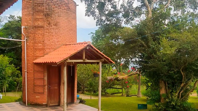 Chalé Confortável Completo com piscina