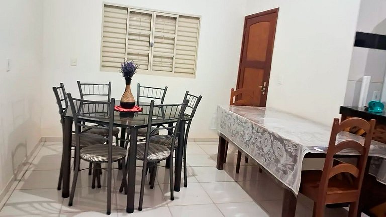 Casa 4 Quartos no Centro de Mateiros - Wi-Fi