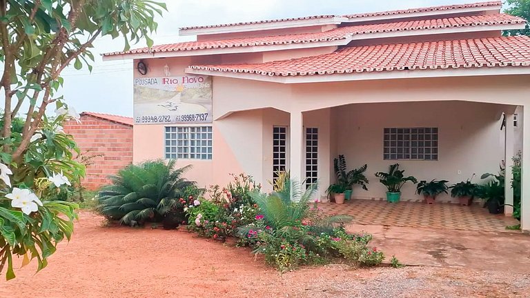 Casa 4 Quartos no Centro de Mateiros - Wi-Fi