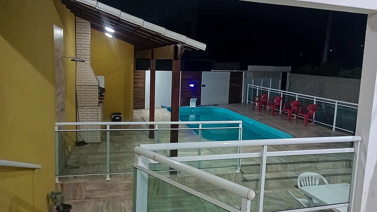 Casa em Cabo Frio com piscina e churrasqueira