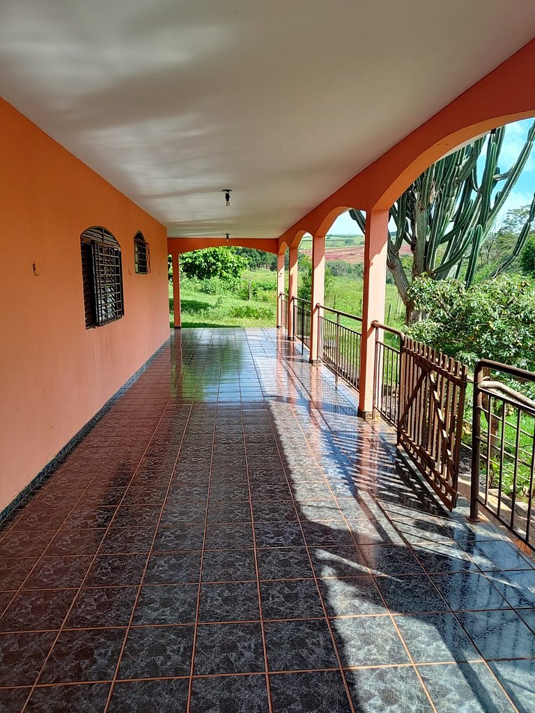 Seu Refúgio em Ribeirão – Espaço e Conforto!