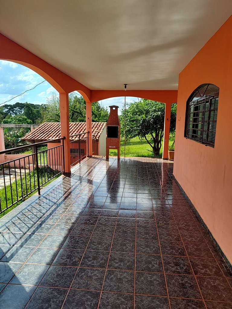 Seu Refúgio em Ribeirão – Espaço e Conforto!