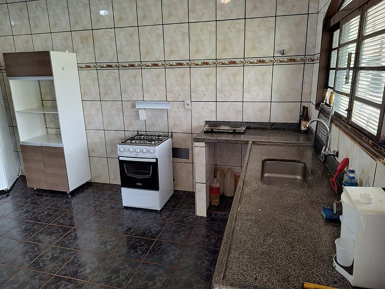 Seu Refúgio em Ribeirão – Espaço e Conforto!