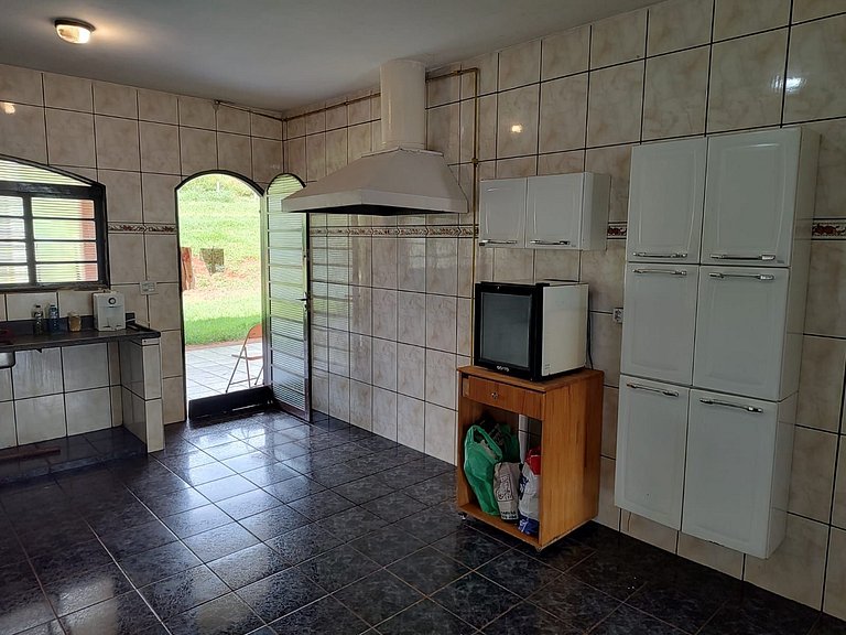 Seu Refúgio em Ribeirão – Espaço e Conforto!