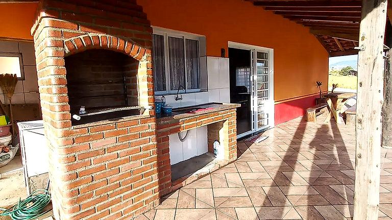 Chácara com Piscina e Lazer Completo em Socorro