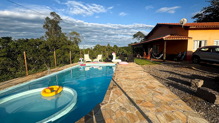 Chácara com Piscina e Lazer Completo em Socorro