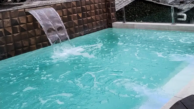 Casa Confortável com Piscina e Churrasqueira