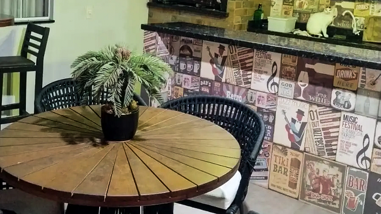 Casa Confortável com Piscina e Churrasqueira