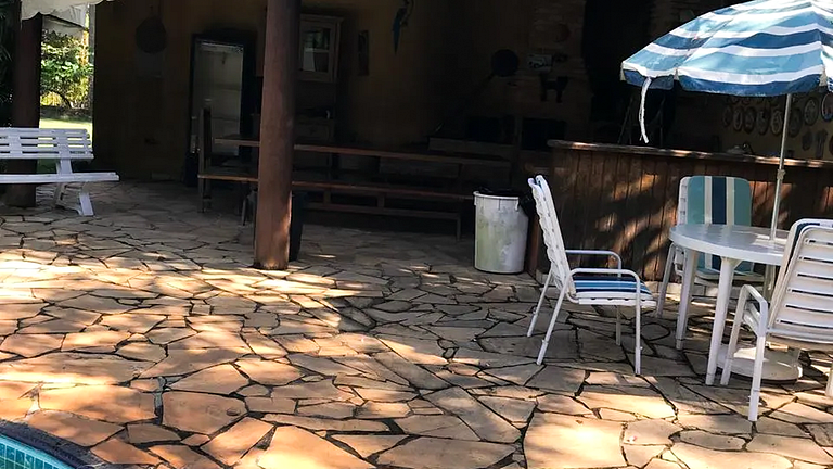 Refúgio Familiar: 4Q, Piscina e Quintal Gigante