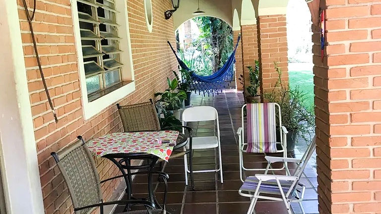 Refúgio Familiar: 4Q, Piscina e Quintal Gigante