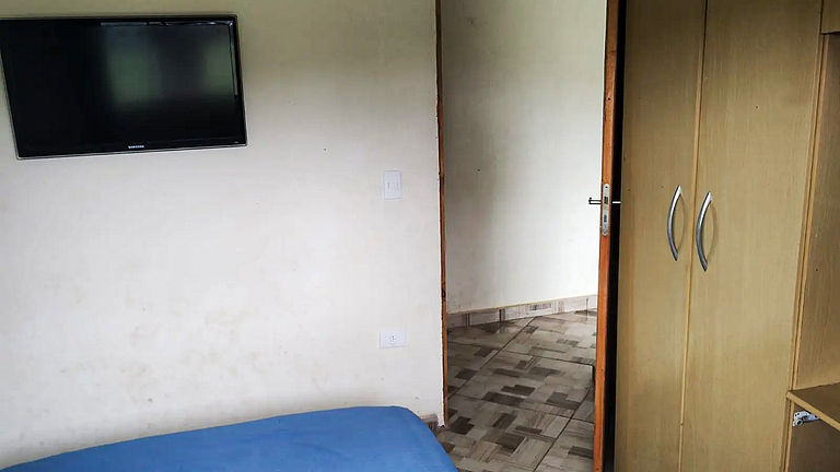 Casa Espaçosa em Atibaia: Piscina e Churrasqueira