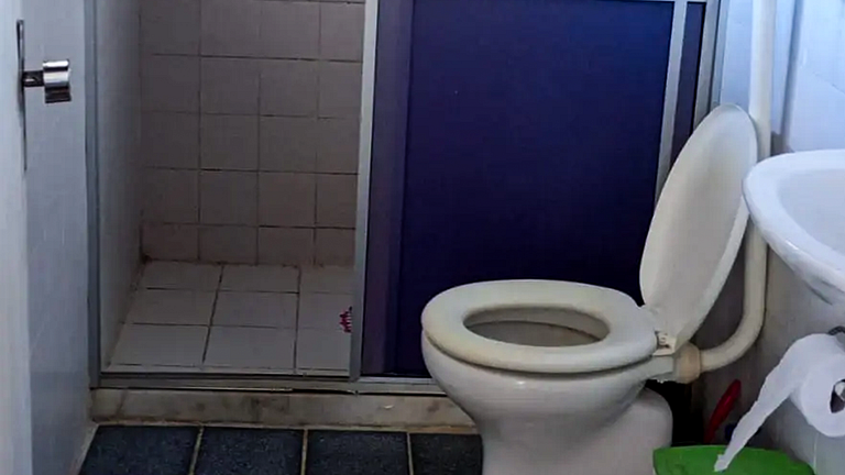 Kitnet com Piscina e Churrasqueira Compartilhadas