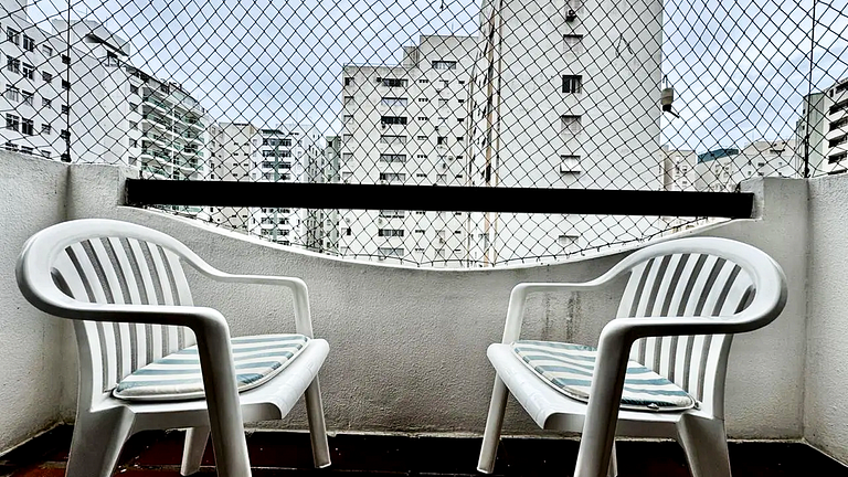 Seu Refúgio a Dois – Perto da Praia de Guarujá