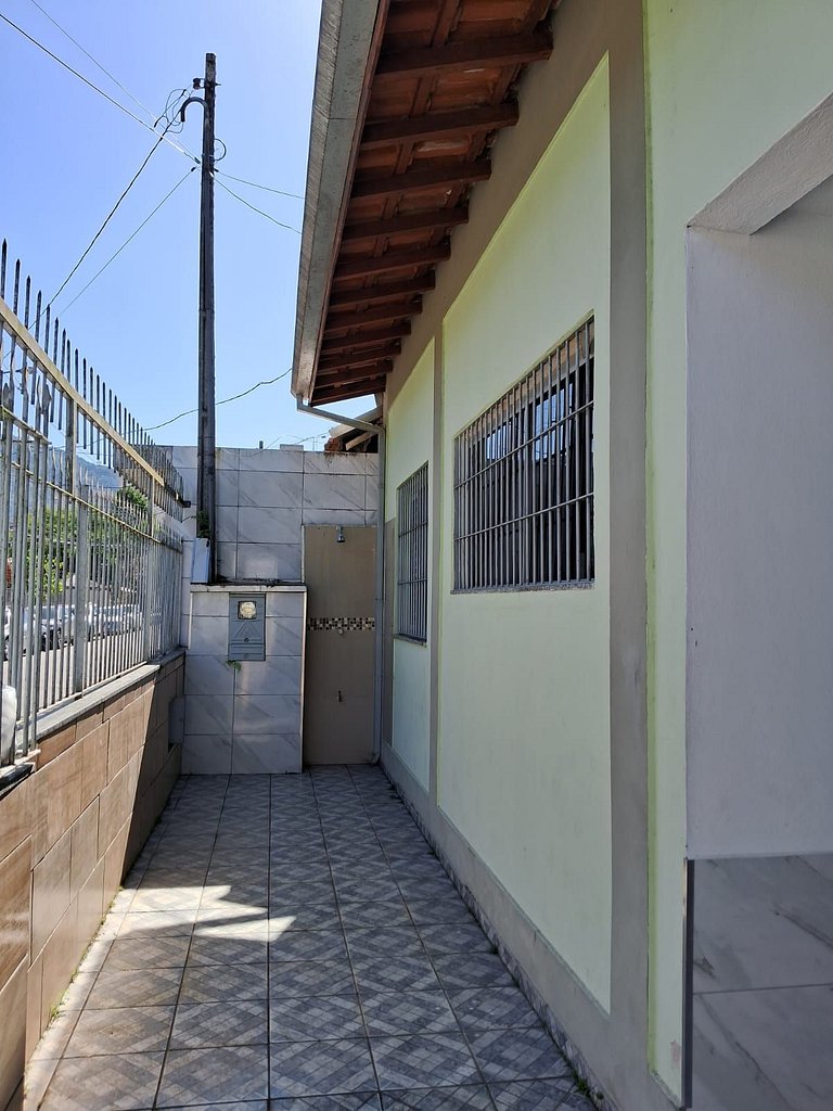 Casa para 10 pessoas com Churrasqueira