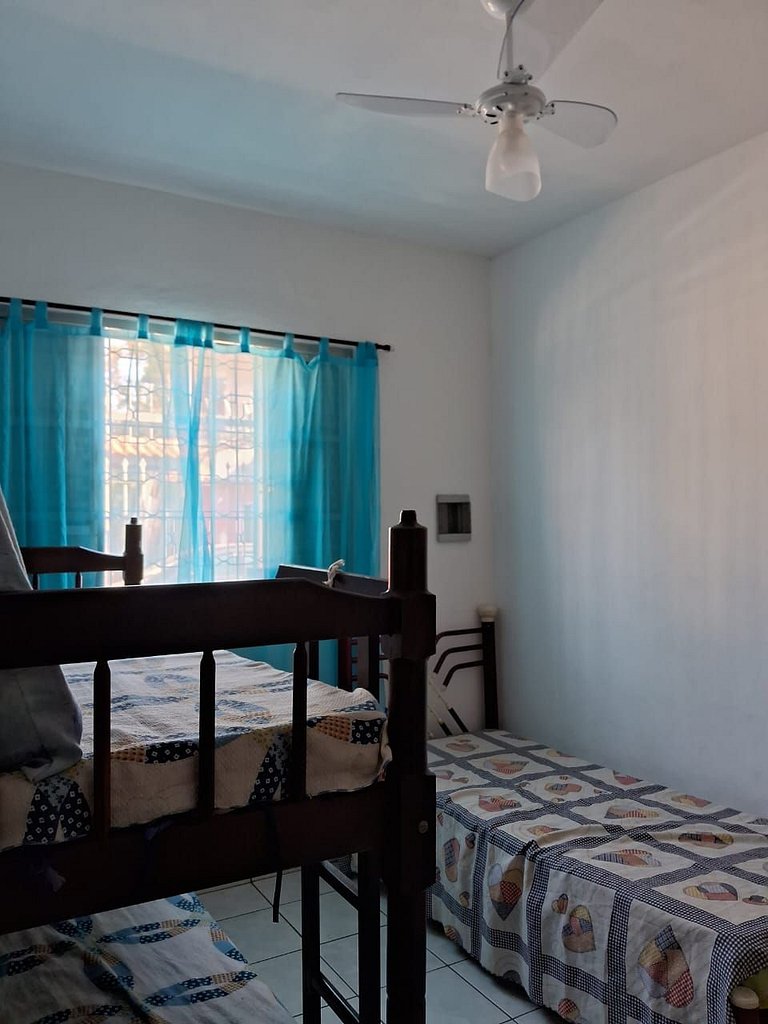 Casa para 10 pessoas com Churrasqueira