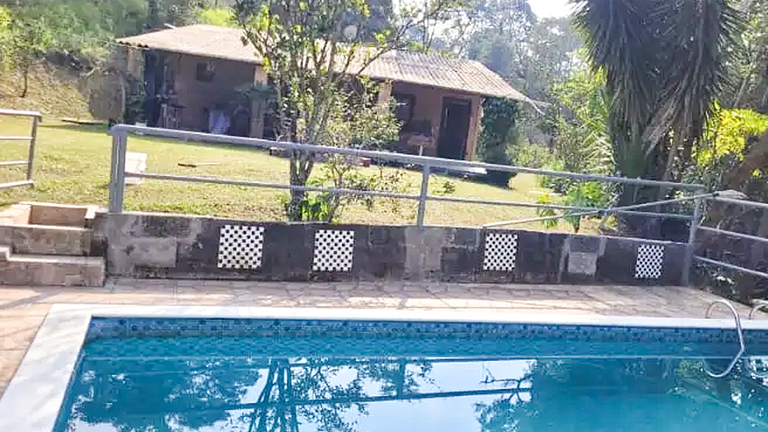 Lazer Completo: Piscina, Churrasqueira e Lago