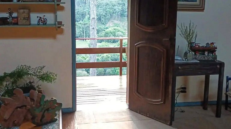 Casa na Mantiqueira com Piscina e Churrasqueira