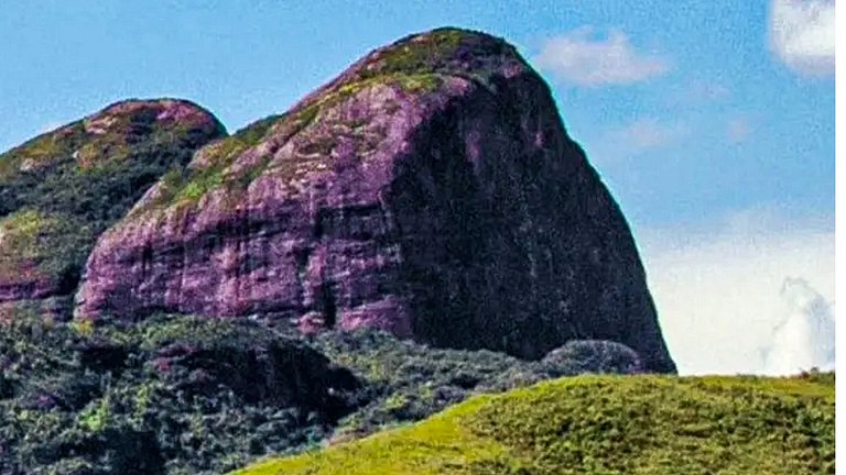 Sítio com Piscina e Vista na Serra de Aiuruoca