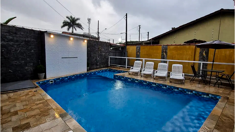 Refúgio p/ Grupos: Piscina, Sinuca e Lareira