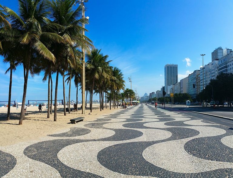 Copacabana: Apto com Ar condicionado e Wi-Fi