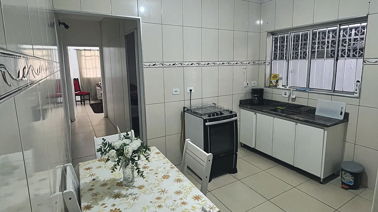 Casa 2Q em Caieiras com Churrasqueira e Garagem