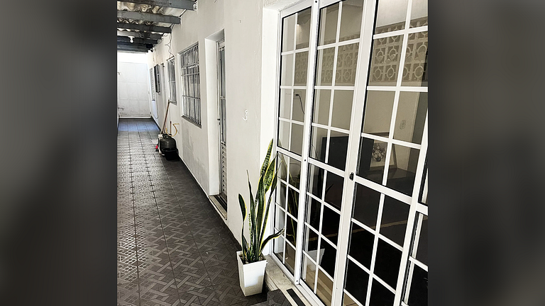 Casa 2Q em Caieiras com Churrasqueira e Garagem