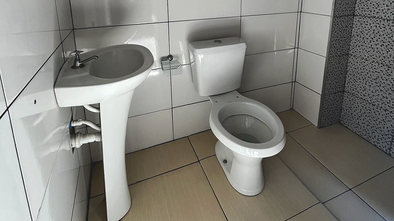 Casa 2Q em Caieiras com Churrasqueira e Garagem