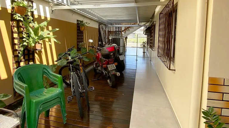 Casa 4 Quartos com Ar Condicionado e Churrasqueira