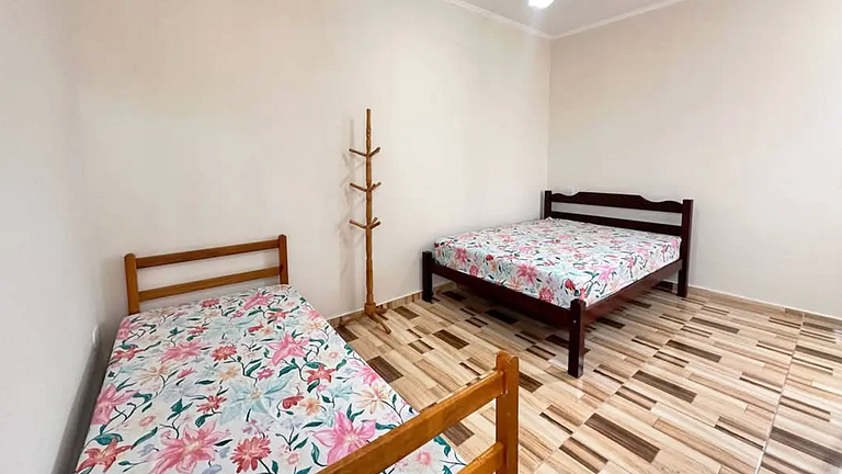 Excelente Casa 3 Suítes Piscina e Churrasqueira