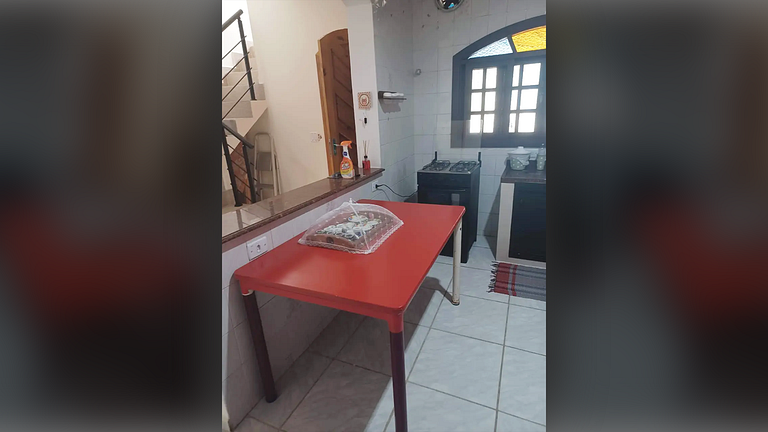 Excelente Casa 3 Suítes Piscina e Churrasqueira