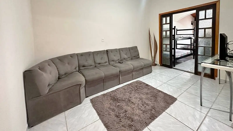 Excelente Casa 3 Suítes Piscina e Churrasqueira