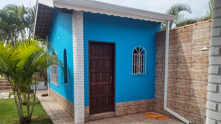 Excelente Casa 3 Suítes Piscina e Churrasqueira