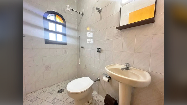 Excelente Casa 3 Suítes Piscina e Churrasqueira