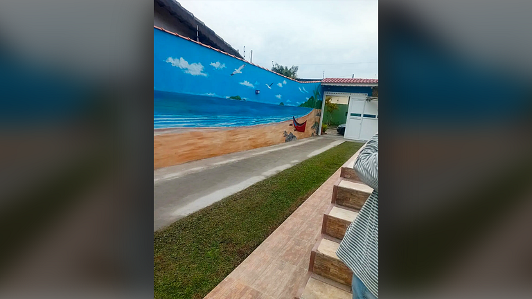 Excelente Casa 3 Suítes Piscina e Churrasqueira