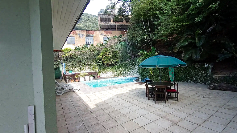 Excelente Casa Cosme Velho Piscina e Churrasqueira