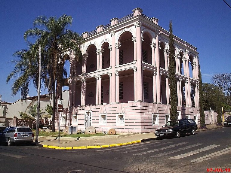 Casa completa piscina aquecida e churrasqueira