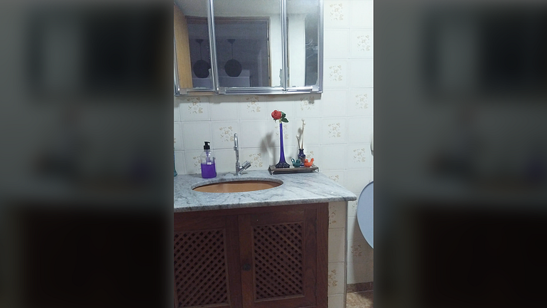 Apartamento 2 quartos com Wi-Fi e Garagem Grátis