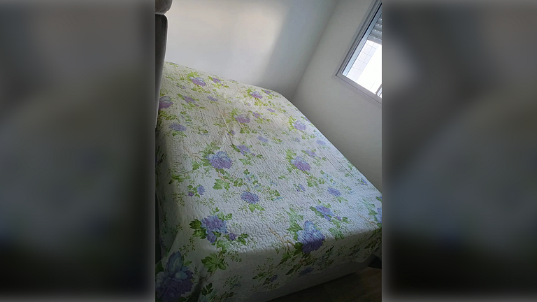 Apto 2 quartos (1 suíte) condomínio com Piscina