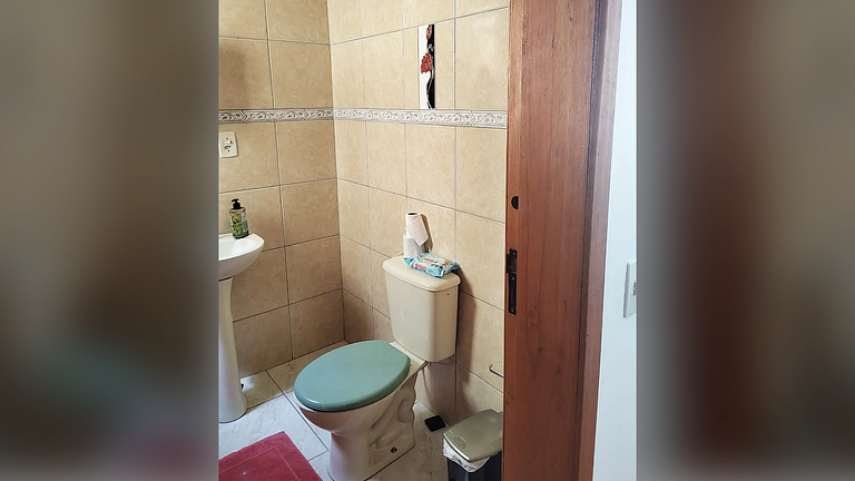 Apartamento Espaçoso c/ Ar Condicionado e Cozinha