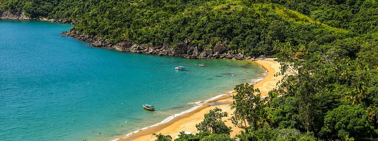 Casa Água Branca para até 8 - Perto da Praia