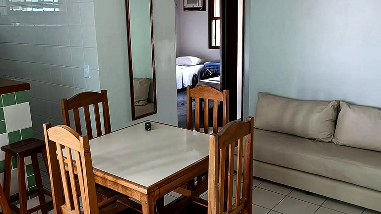 Apartamento 2 Quartos com Piscina e Churrasqueira