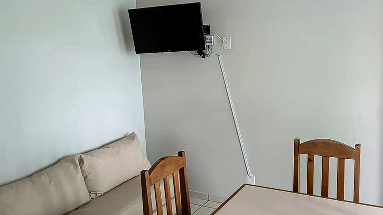 Apartamento 2 Quartos com Piscina e Churrasqueira