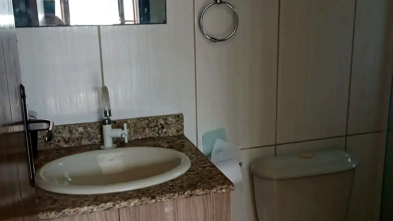 Casa 3 Suítes Perto da Praia com churrasqueira
